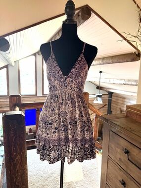 Angie Lavender Floral V-Neck Spaghetti Strap Mini Dress